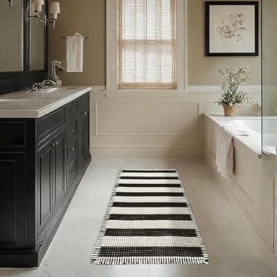 MatEssenz 2x4ft Waffle Bath Mat, Water Absorbing Bath Mat Nonslip Fast Drying Soft Foot Feeling Long Bathroom Rug for Bathroom, Machine Washable Runner Rug withTassels, Black and White Stripes